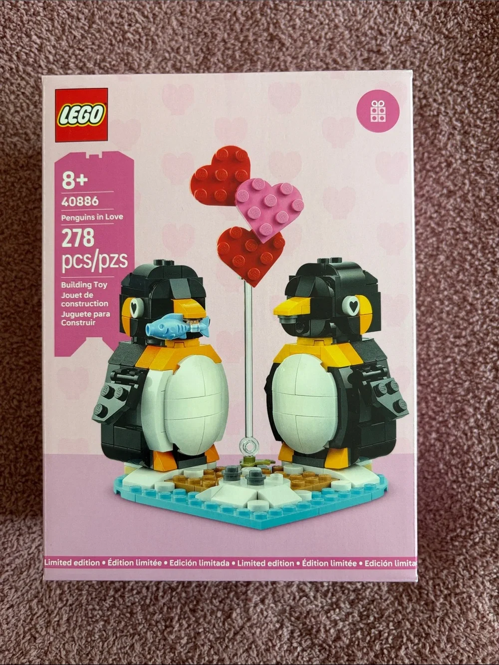 Lego Penguins in Love Build Set